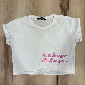 New Look Cotton Cropped Graphic Tee White Size S/XS